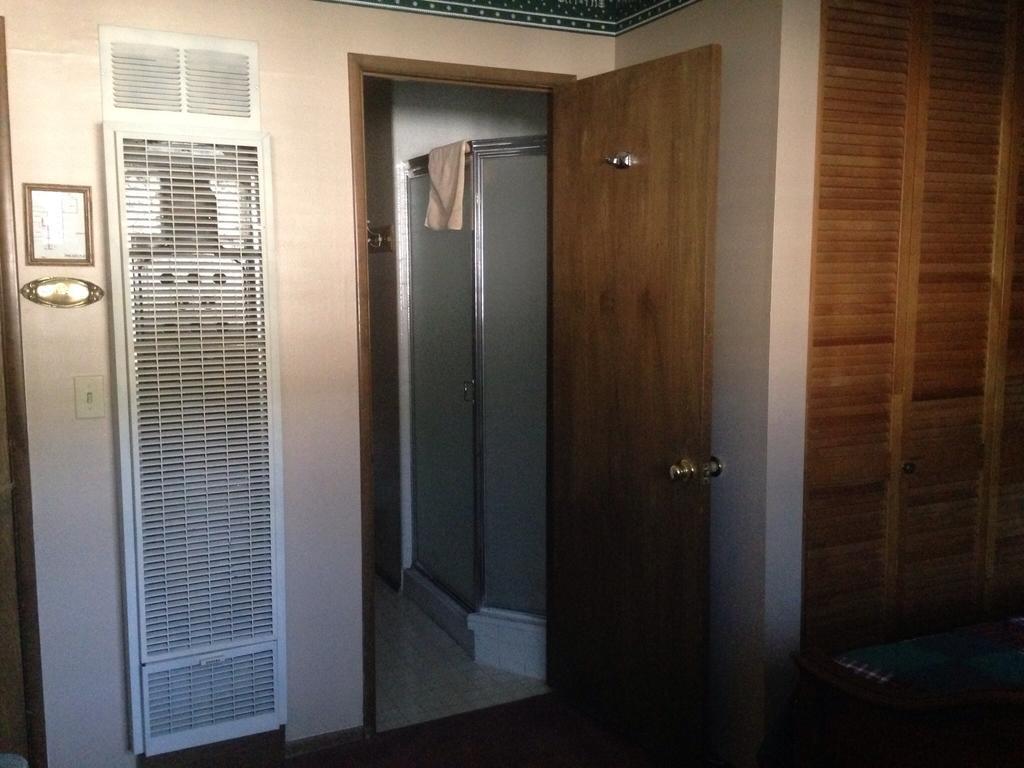 ביג בר לייק Switzerland Haus Bed And Breakfast Inn חדר תמונה