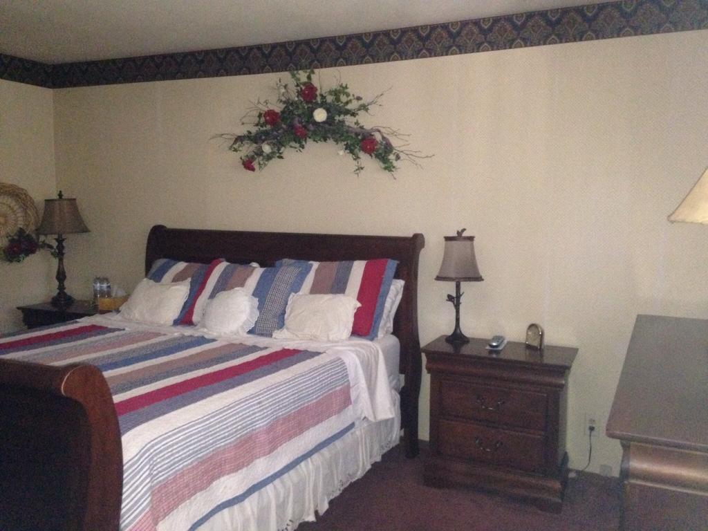 ביג בר לייק Switzerland Haus Bed And Breakfast Inn חדר תמונה