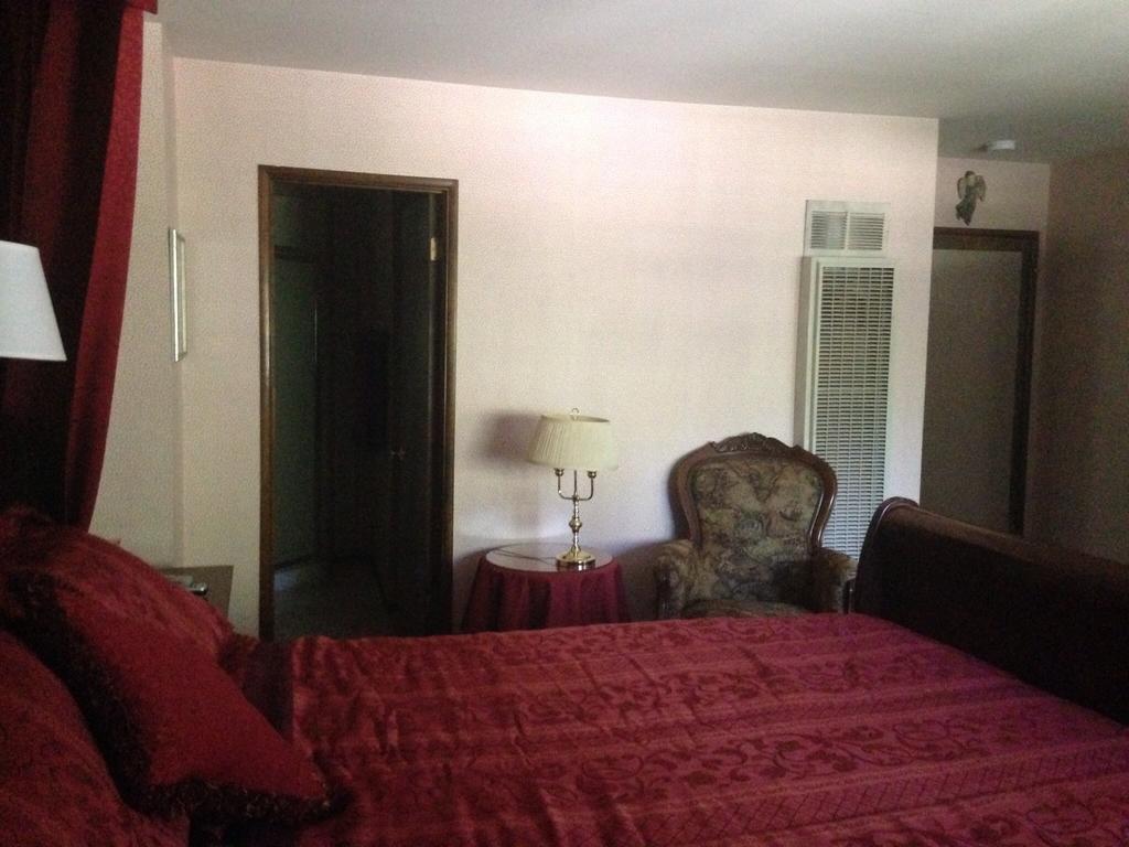 ביג בר לייק Switzerland Haus Bed And Breakfast Inn חדר תמונה